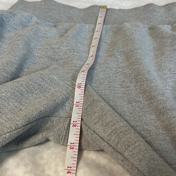 Champion Reverse Weave Jogger Sweatpants - Picture 13 of 14